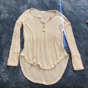 Buckle BKE Long Sleeve Top in Cream